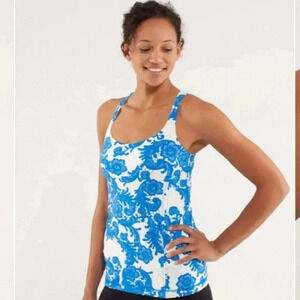 Lululemon free to be tank